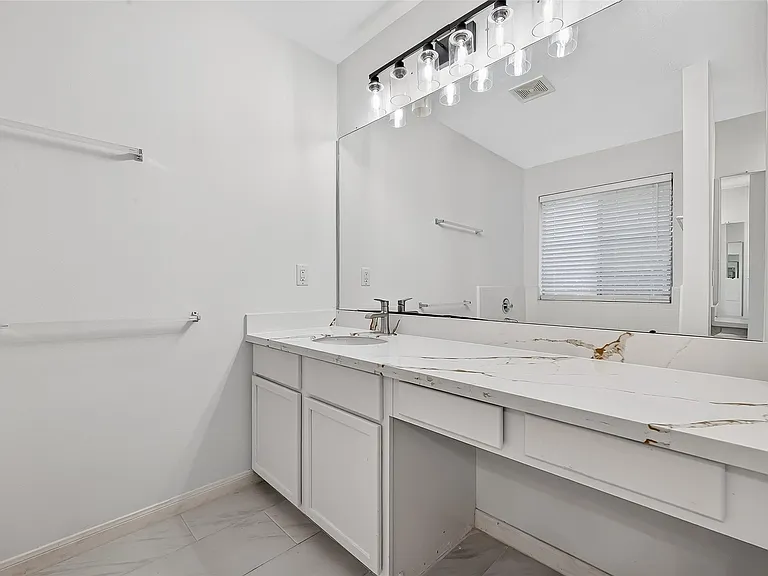 8366 Golf Green Cir — Photo 29