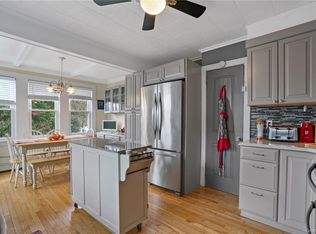 4 Glendale Rd, Carmel, NY 10512