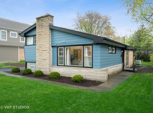 2442 Bel Air Dr, Glenview, IL