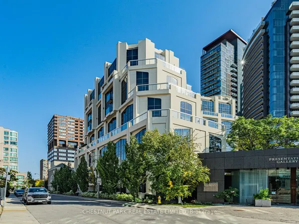 3 McAlpine St #803, Toronto, ON M5R 3T5