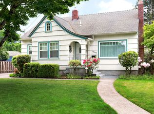 10232 NE Pacific St, Portland, OR 97220