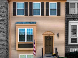 7064 Solomon Seal Ct, Springfield, VA