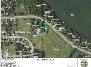 807 S Shore Dr, Detroit Lakes, MN 56501