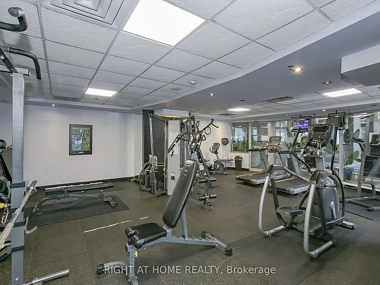 2119 Lake Shore Blvd W #217 — Photo 41