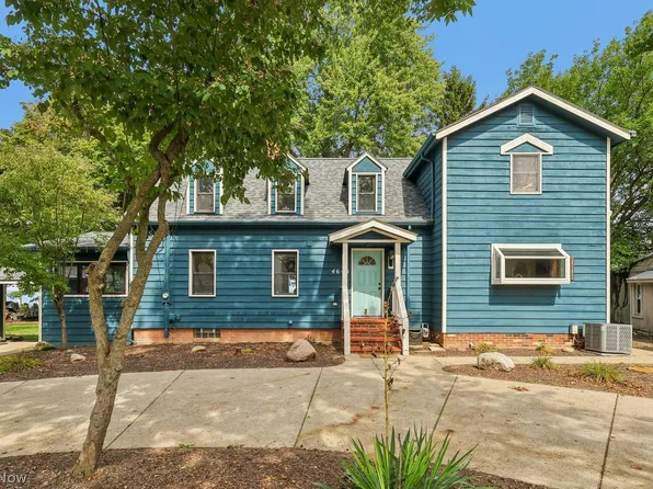 4645 Edgewater Rd, Sheffield Lake, OH 44054