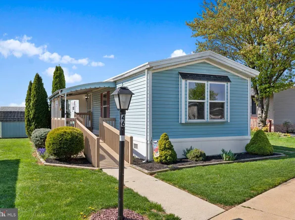 46 Arrowhead Dr, Ephrata, PA 17522