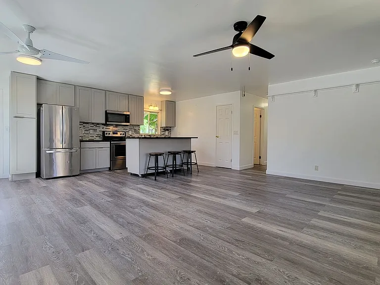 6164 Kalanianaole Hwy — Photo 3
