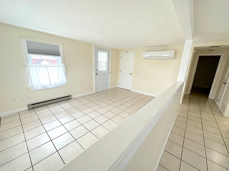 260 Elm St #A — Photo 4