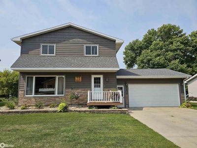1002 S Western St, Lake Mills, IA, 50450