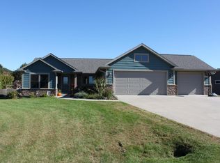 N8376 Ducke Dr, Holmen, WI 54636