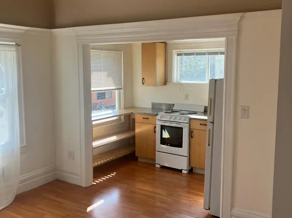 2827 Martin Luther King Jr Way #4, Oakland, CA 94609
