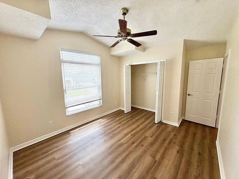 2813 Rolling Broak Dr — Photo 29