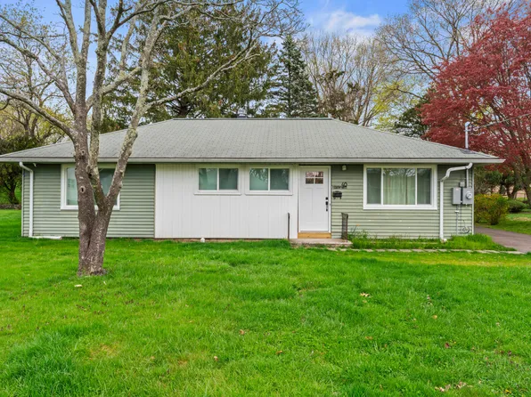 40 Marilyn Drive, Bridgeport, CT 06606