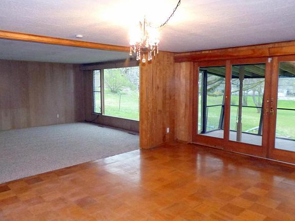 3rd image of 603 Green St