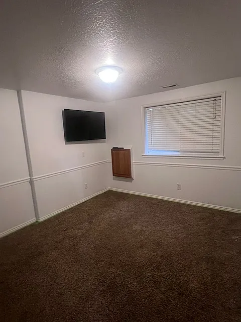 Photo 1 of 14 - 10148 S Silver Streak Dr - South Jordan, UT Primary Photo - 10148 S Silver Streak Dr