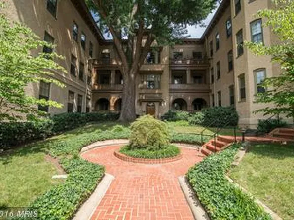 1517 30th St NW APT C32, Washington, DC 20007