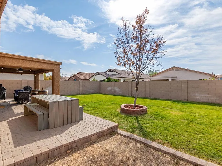 10811 W El Cortez Pl — Photo 22