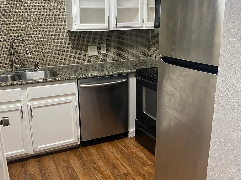 2019 Place Rebecca Ln #G4 — Photo 14