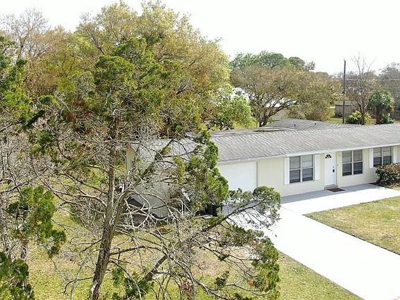 3rd image of 916 24th Ave