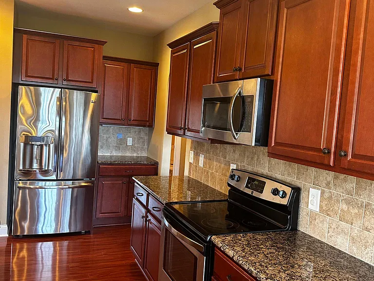 292 Wynngate Dr — Photo 8