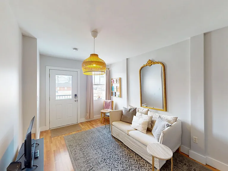415 Humphreys Street — Photo 3