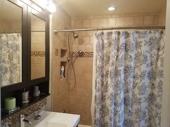 4th image of 2621 S Williams St APT A