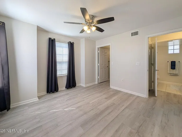 10075 Gate Pkwy N #1604 — Photo 15