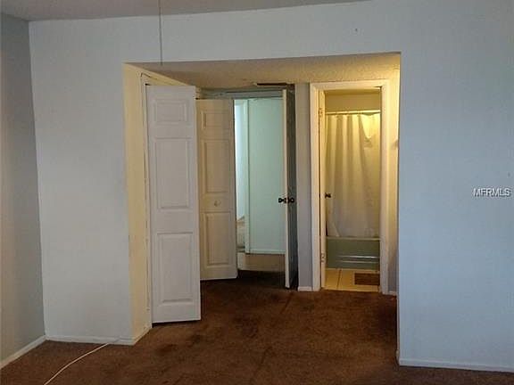 5th image of 800 Sky Lake Cir APT C