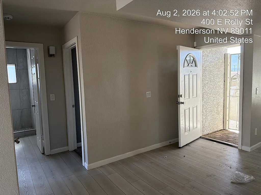 4 bed, 1248 sqft, $2,200 — Photo 3