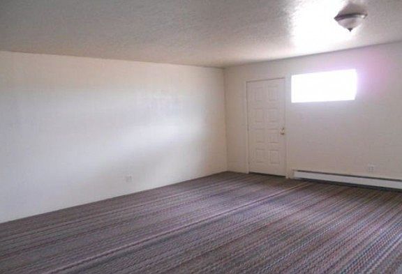 5th image of 613 Cottonwood Dr