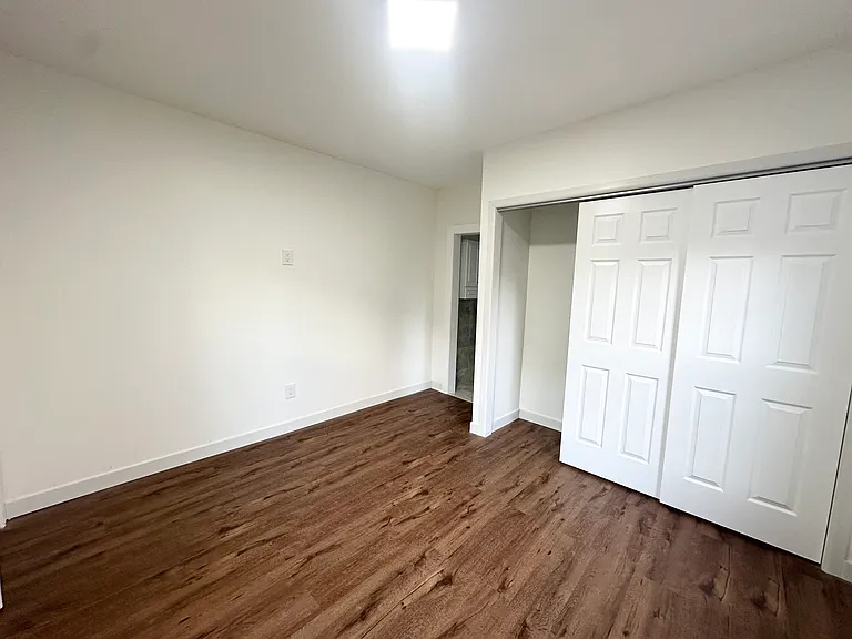 73 Asylum St #1 — Photo 7
