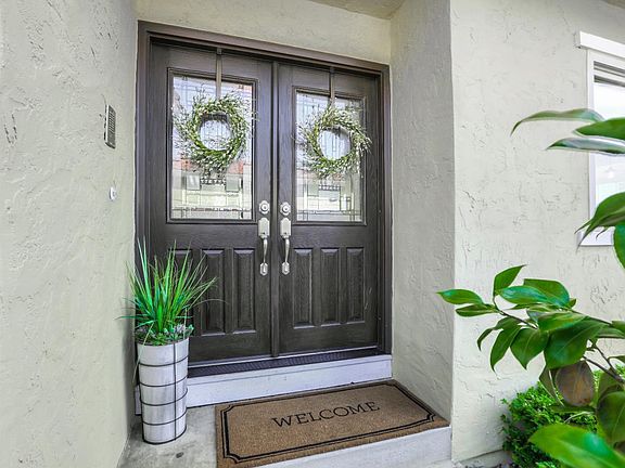 4th image of 31 Seville Way