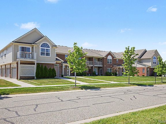 4th image of 22056 Andover Dr #93
