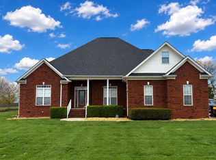 6928 Zion Crossing Ct, Columbia, TN 38401