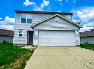 3845 Roundwood Dr, Indianapolis, IN 46235
