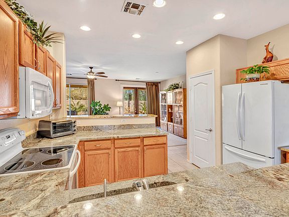 4th image of 22943 S 208th St