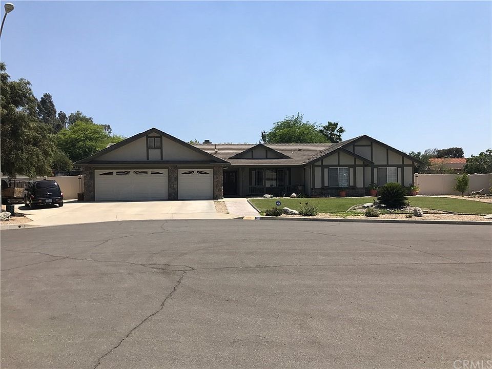 1st image of 29095 Flintstone Ct