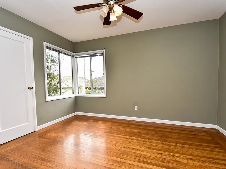 4232 Laguna Ave — Photo 15