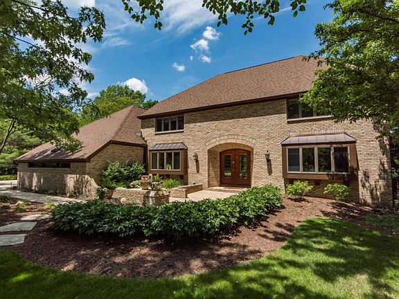 2nd image of 5646 Glenbervie Ct