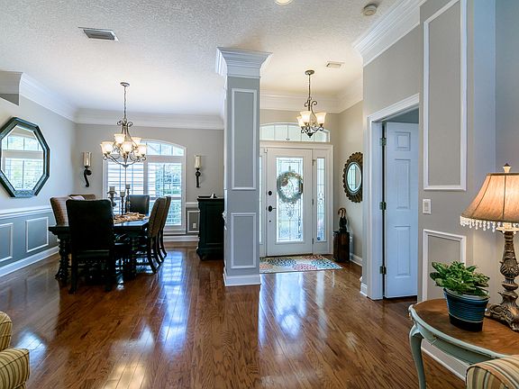 5th image of 1823 Shoal Creek Cir