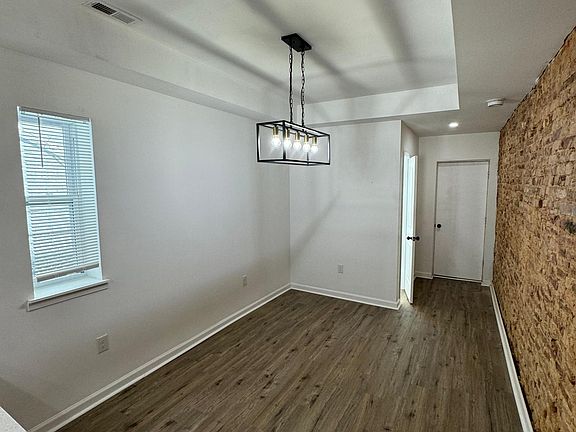 3rd image of 1619 Westwood Ave