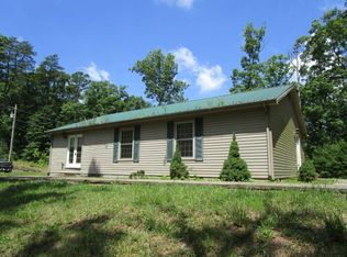 646 Millstone Rd, Clay City, KY 40312