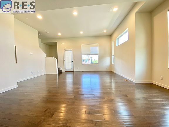 4th image of 9190 E 52nd Dr
