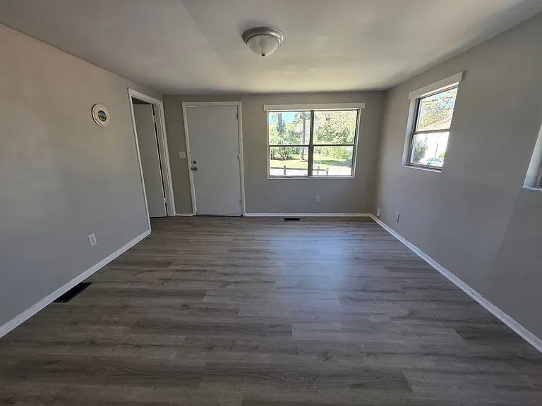 4030 Gonzales Ave — Photo 2