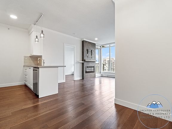 4th image of 660 Nootka Way #3009