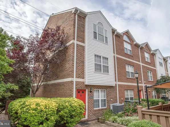3050 S Glebe Rd, Arlington, VA 22206