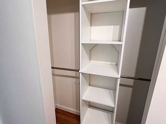 Closet 1