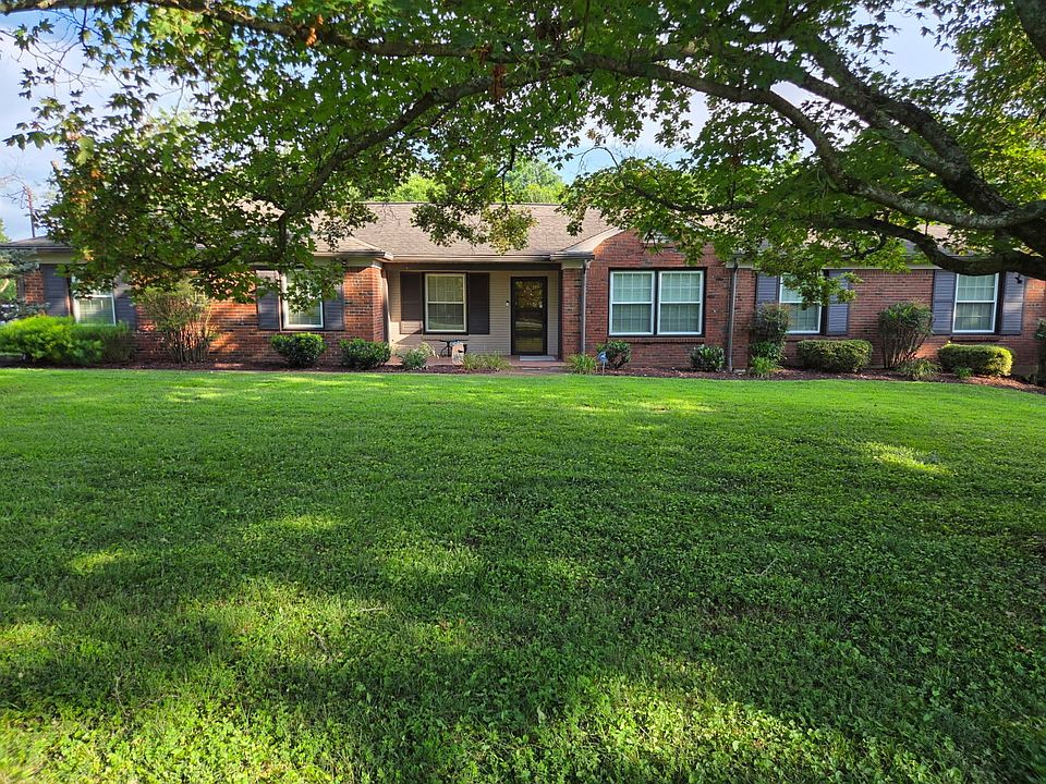 1st image of 2551 Lakeland Dr