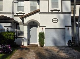 7841 NW 116th Pl, Doral, FL 33178