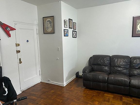 2nd image of 3239 Barker Ave #J